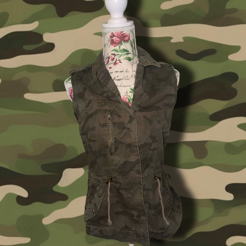 Charlotte Russe Camo Sleeveless Vest
